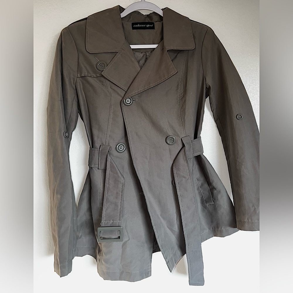 Grey Trench Coat ❄️